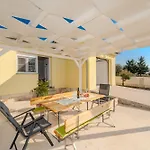 Family Friendly House With A Parking Space Ninski Stanovi, Zadar - 23619