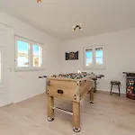Family Friendly House With A Parking Space Ninski Stanovi, Zadar - 23619 * Nin