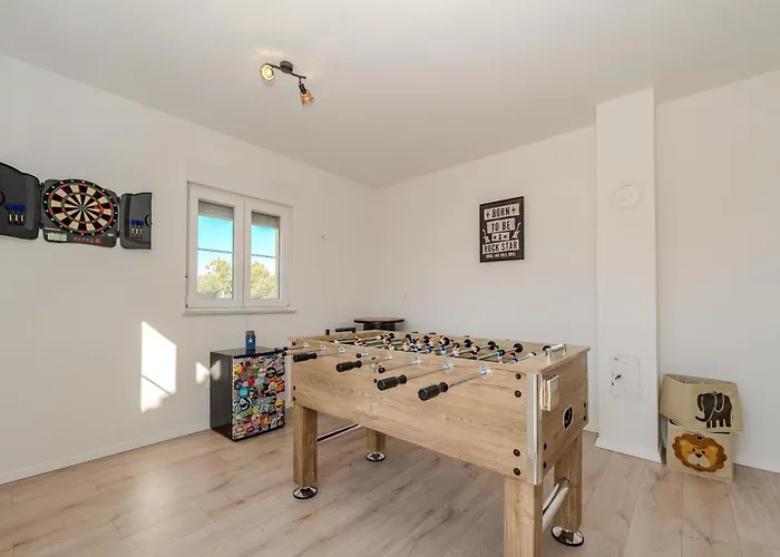 بيت للعطل Family Friendly House With A Parking Space Ninski Stanovi, Zadar - 23619 نين