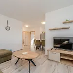 Family Friendly House With A Parking Space Ninski Stanovi, Zadar - 23619 別荘