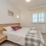 Family Friendly House With A Parking Space Ninski Stanovi, Zadar - 23619 *