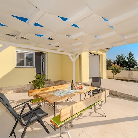 Family Friendly House With A Parking Space Ninski Stanovi, Zadar - 23619