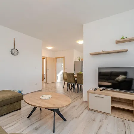 Family Friendly House With A Parking Space Ninski Stanovi, Zadar - 23619 Dom wakacyjny