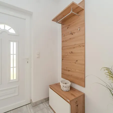 Family Friendly House With A Parking Space Ninski Stanovi, Zadar - 23619 Dom wakacyjny *