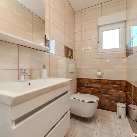 Family Friendly House With A Parking Space Ninski Stanovi, Zadar - 23619 Dom wakacyjny