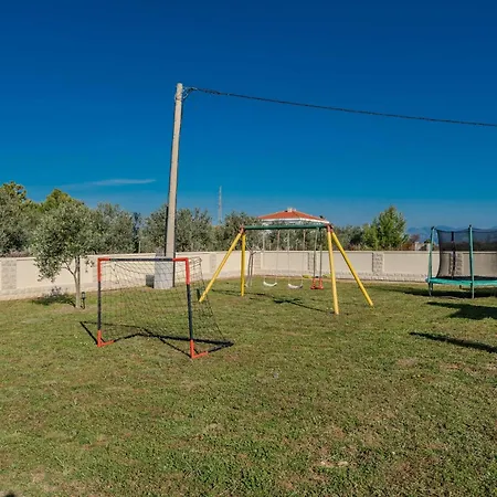 Family Friendly House With A Parking Space Ninski Stanovi, Zadar - 23619 *
