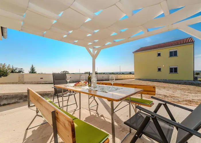 Family Friendly House With A Parking Space Ninski Stanovi, Zadar - 23619 *